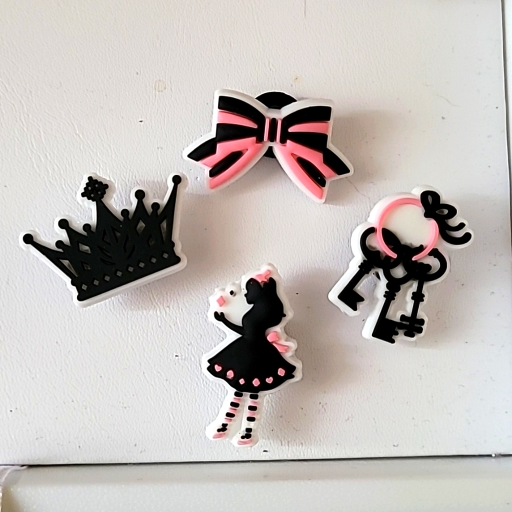 Alice in Wonderland jibbitz for crocs